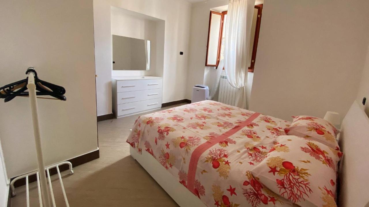 La Soffitta Vicino Al Mare Apartment Кастеламаре ди Стабия Екстериор снимка